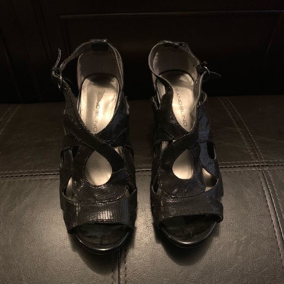 Black Sandals - Picture 1 of 4